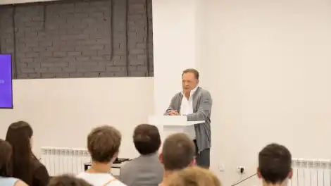 Айдар Метшин на встрече с молодёжью Нижнекамска
