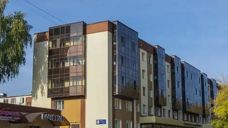 Пятиэтажный жилой дом на улице Тукая в Нижнекамске