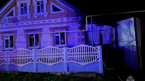 Частный дом в селе Новые Чечкабы где произошел пожар с погибшими