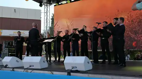 Сцена фестиваля Верую в Нижнекамске