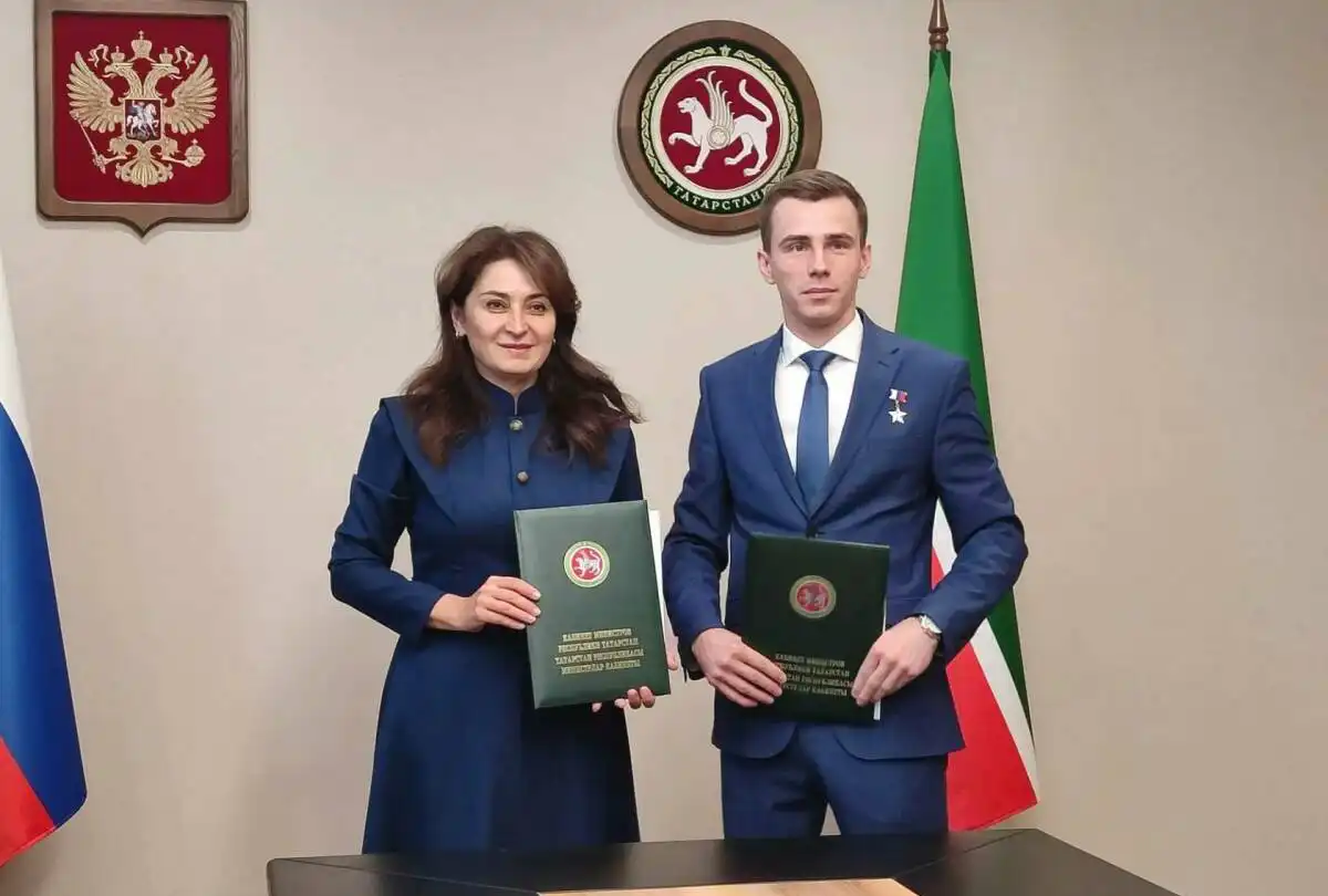 Лейла Фазлеева и Владислав Головин
