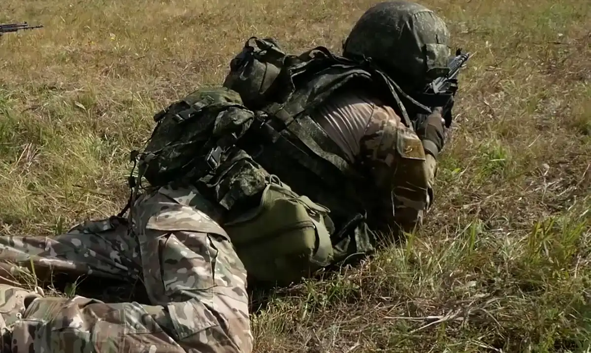 Боец СВО на задании