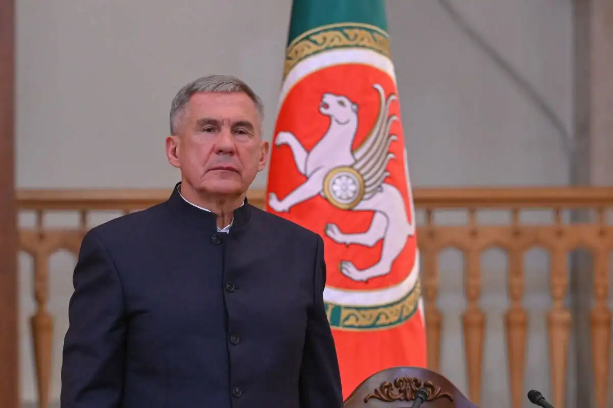 Рустам Минниханов