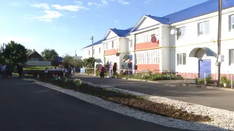 двор в селе Шереметьевка