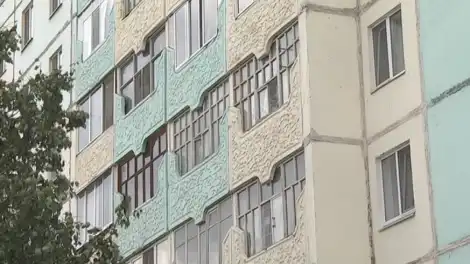 многоэтажный дом в городе Нижнекамск
