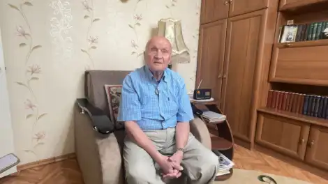 Валерий Петров