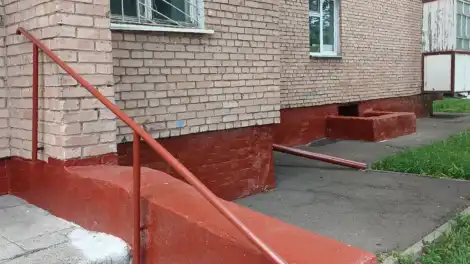 подъезд дома по улице Гагарина города Нижнекамск