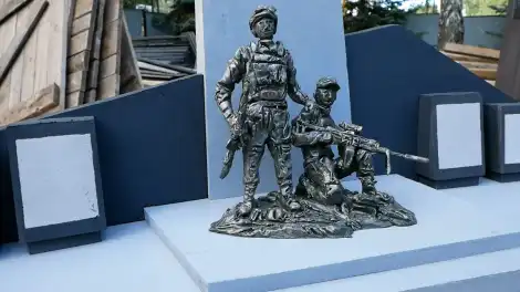 Памятник участникам специальной военной операции в Нижнекамске