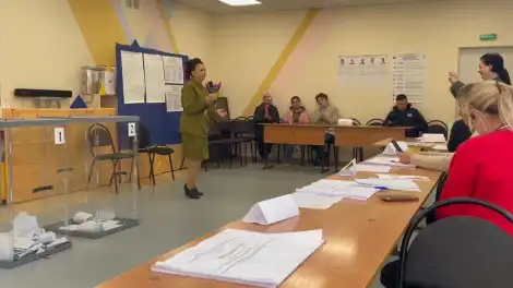 Роза Белкина поёт песню