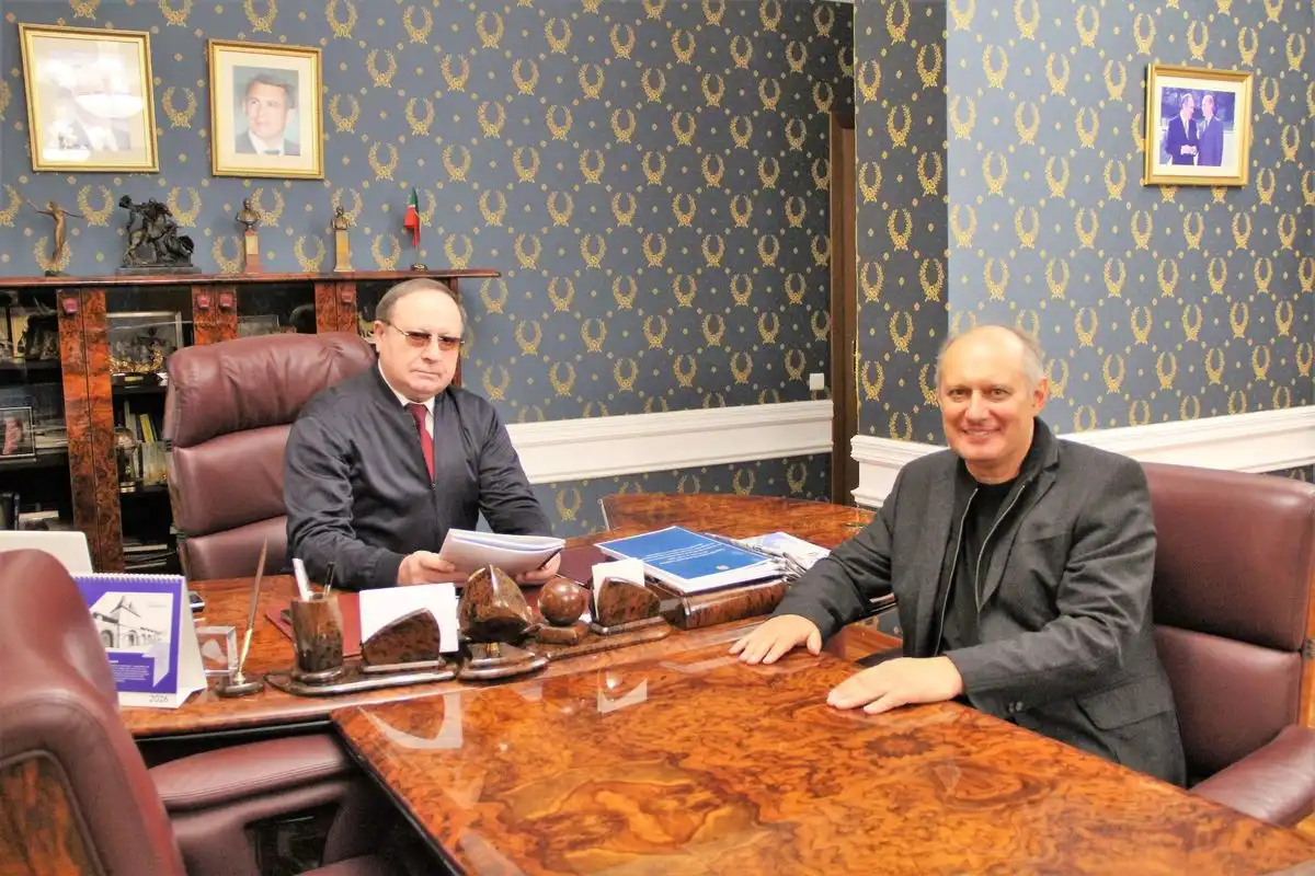 глава Счетной палаты РТ Алексей Демидов и президент Национальной федерации бадминтона России Андрей Антропов