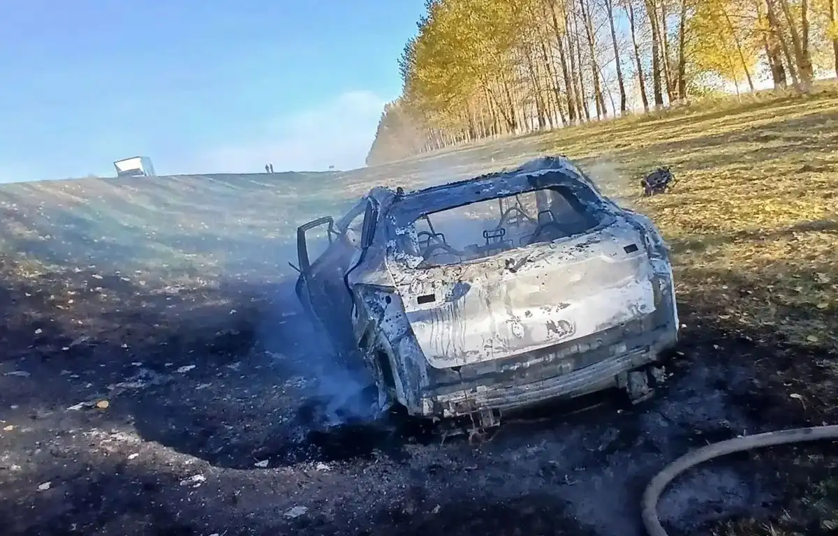 сгоревший автомобиль в Заинском районе 14 октября