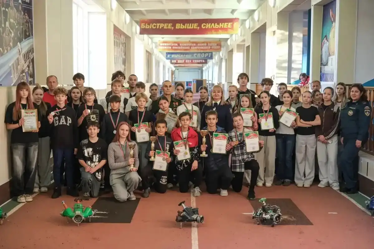 награждение победителей соревнования по пожарно-спасательному спорту в Нижнекамске