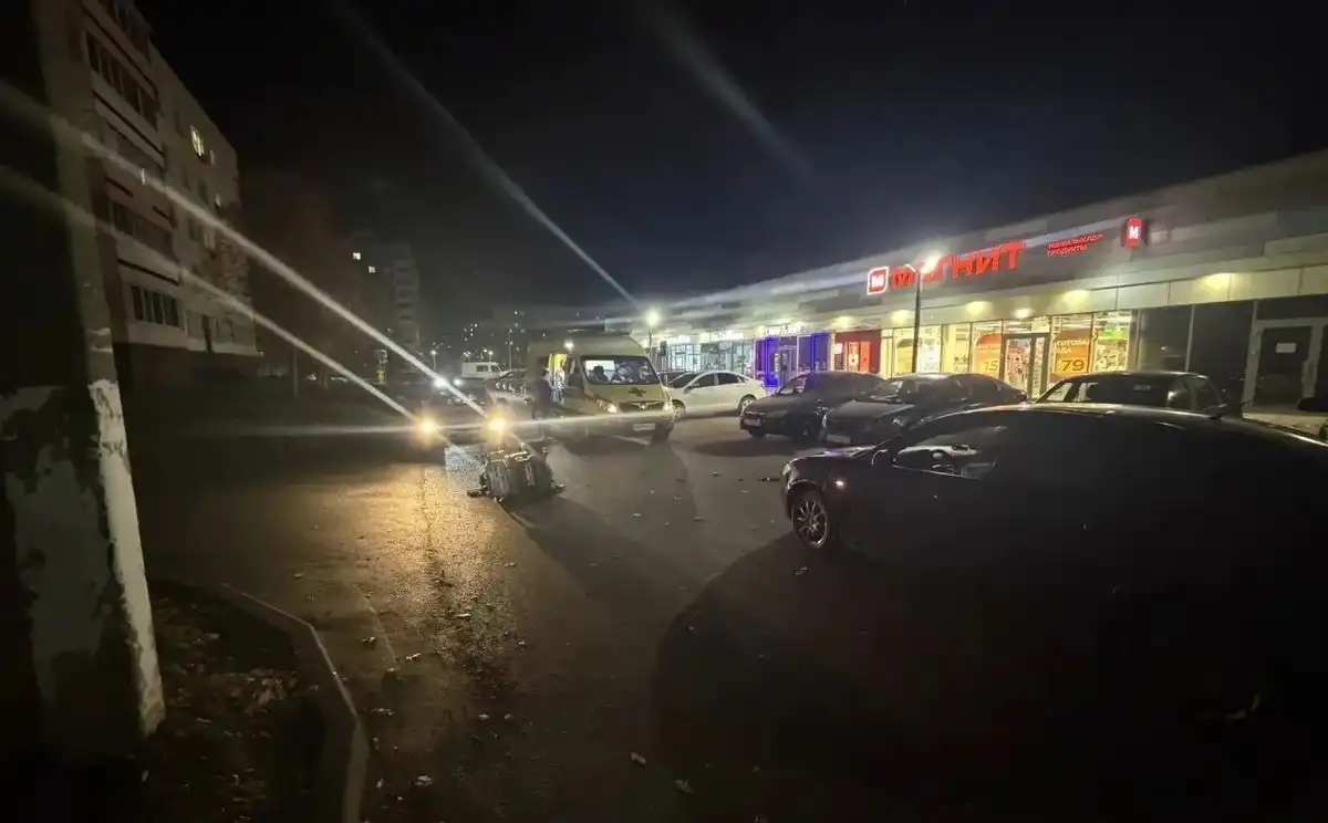 ДТП трицикл и Мазда в Нижнекамске на Корабельной 21 октября