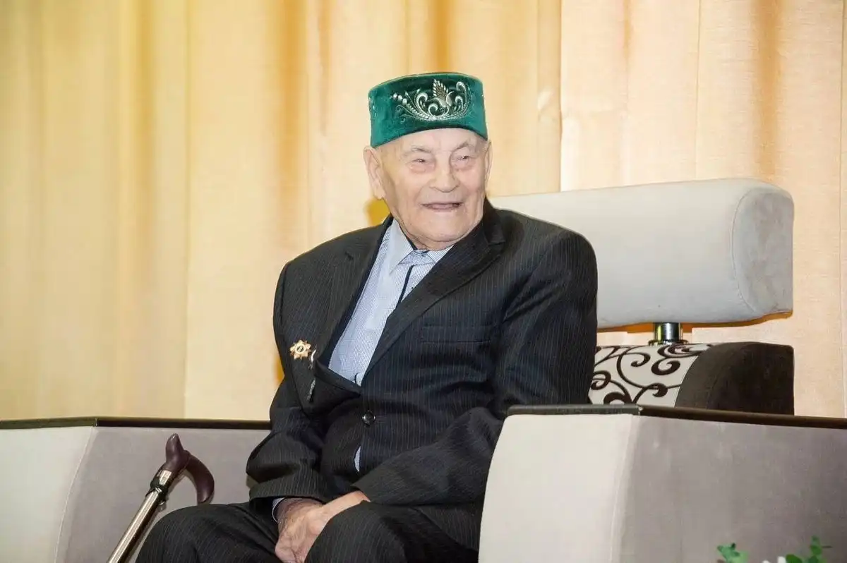 ветеран ВОВ Нижнекамского района Мирсаяф Камалов отметил 102-летие