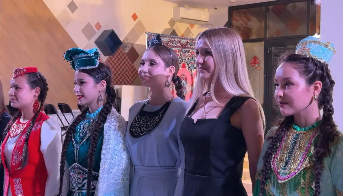 участницы конкурса «Түбән Кама гүзәле һәм батыры»