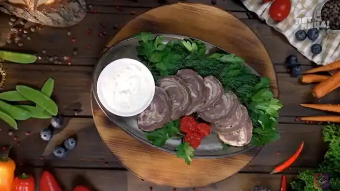 рулет из конины