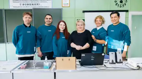 сотрудники сибура проводят урок