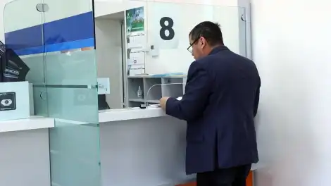 мужчина в налоговой в Нижнекамске