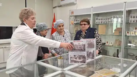 Ветераны на 110-летии школы в поселке Красный Ключ в Нижнекамске
