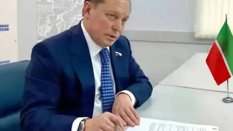 Айдар Метшин ведёт прием граждан