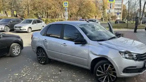 автомобиль Лада Гранта