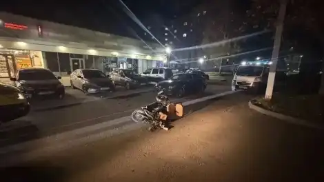 трицикл на дороге лежит ДТП