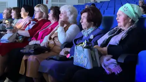 ветераны культуры НМР на концерте