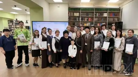 участники конкурса «Мин татарча укыйм» — «Я читаю на татарском»